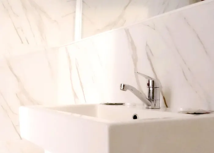 Cupidon Hotel Saturn