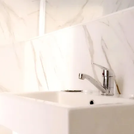 Cupidon Hotel Saturn